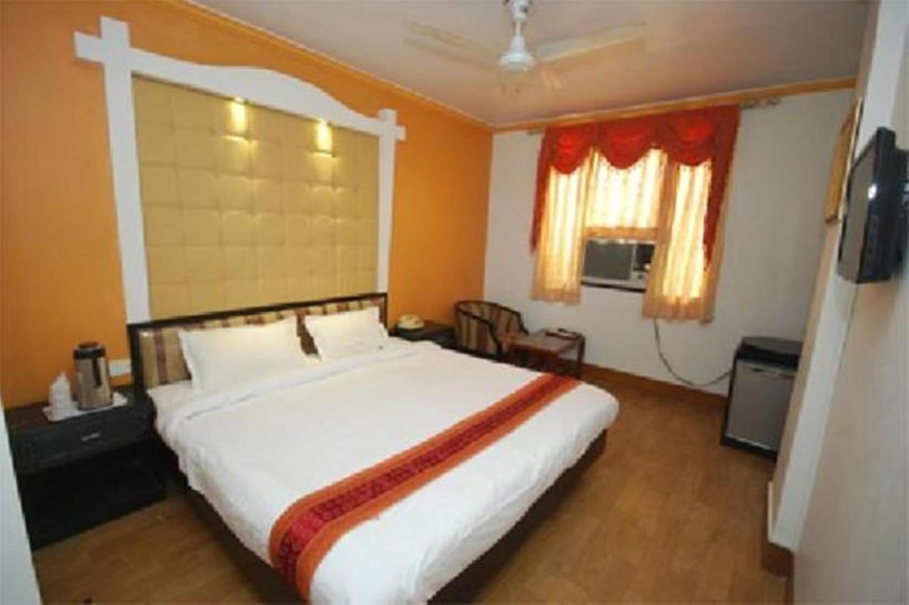 Hotel Suncity International Jodhpur  Buitenkant foto