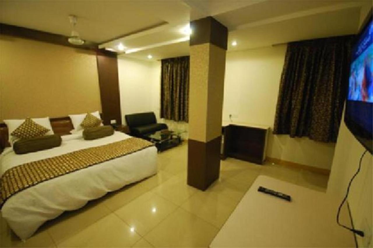Hotel Suncity International Jodhpur  Buitenkant foto