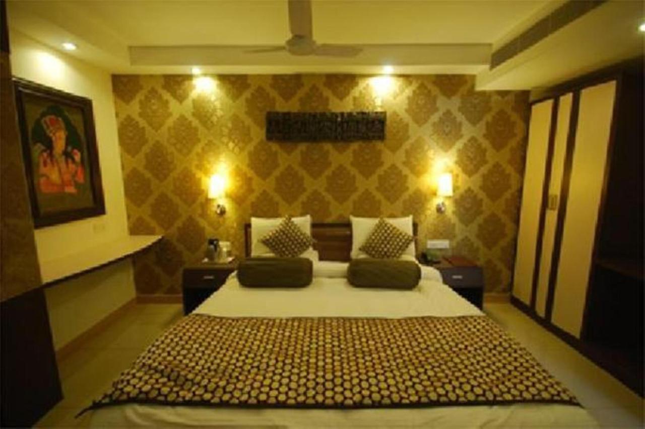 Hotel Suncity International Jodhpur  Buitenkant foto
