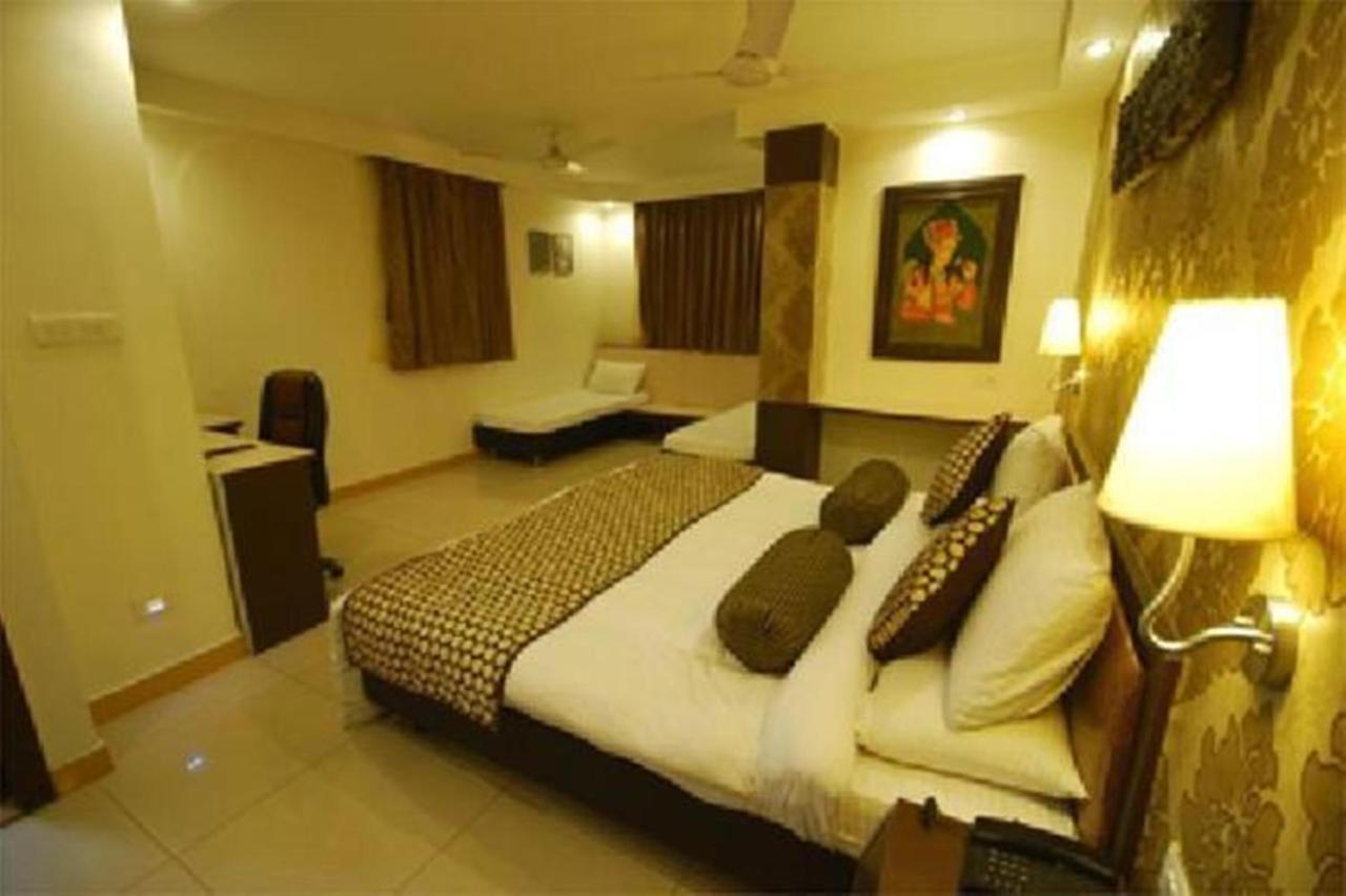 Hotel Suncity International Jodhpur  Buitenkant foto